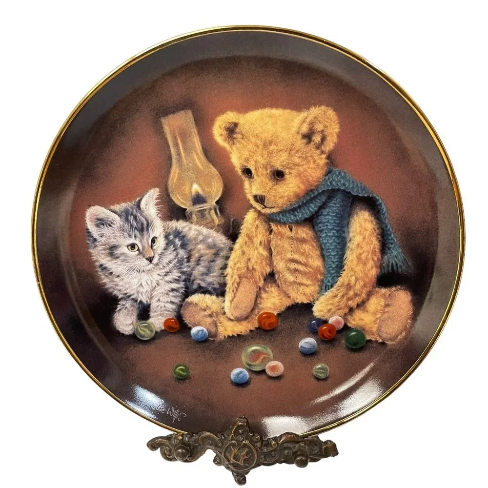 Franklin Mint Collectible Plate Cat‎ and Bear Playing Marbles 8